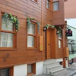 Hotel New Cherry 2*