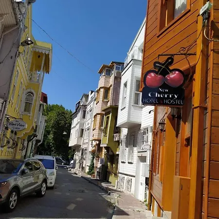 New Cherry Κωνσταντινούπολη